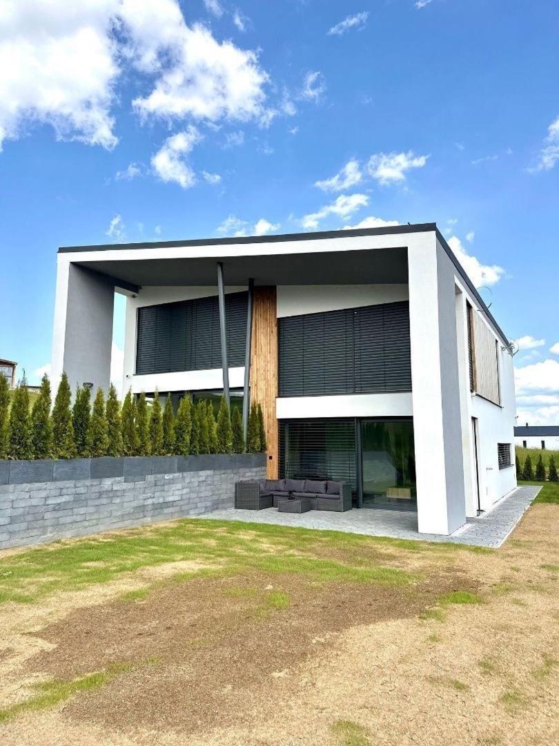 Luxury Apartments Maly Slavkov Экстерьер фото