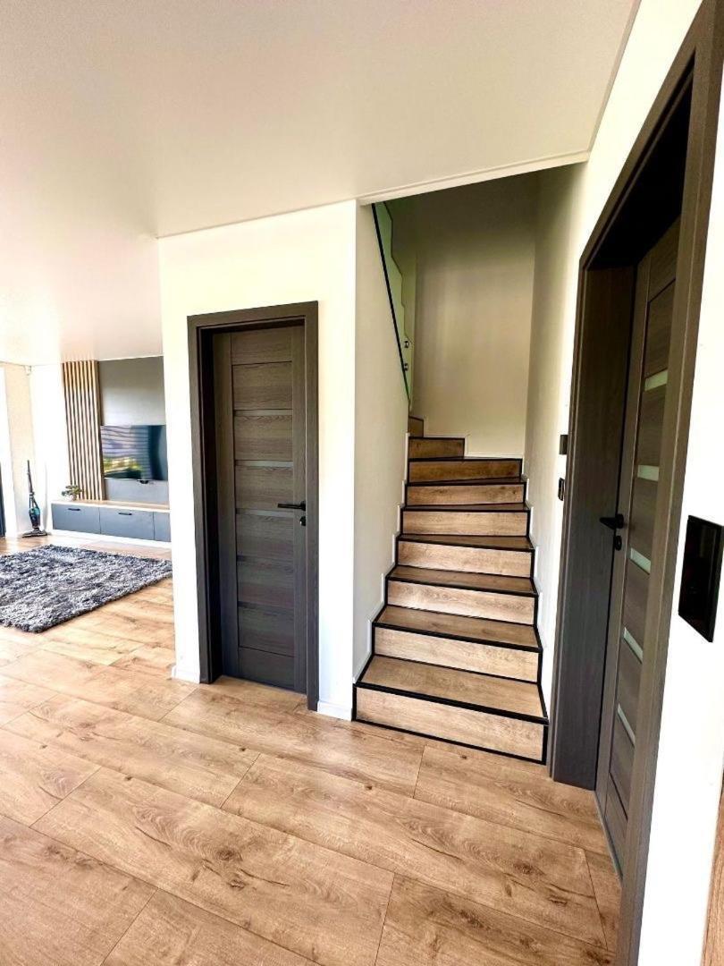Luxury Apartments Maly Slavkov Экстерьер фото